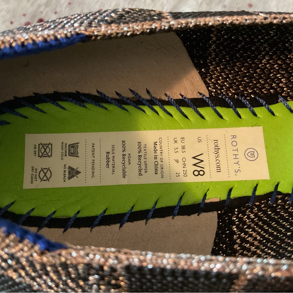 NWOT Rothy’s metallic flats - Picture 6 of 6